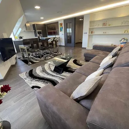 Grupo Gontad Apartamento Plaza * Ponteceso